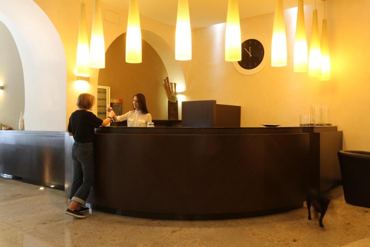 Hotel Europa Foggia Exterior photo